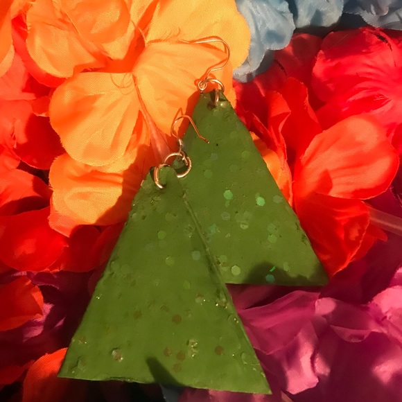 💚 Handmade Earrings💚 - Picture 2 of 7